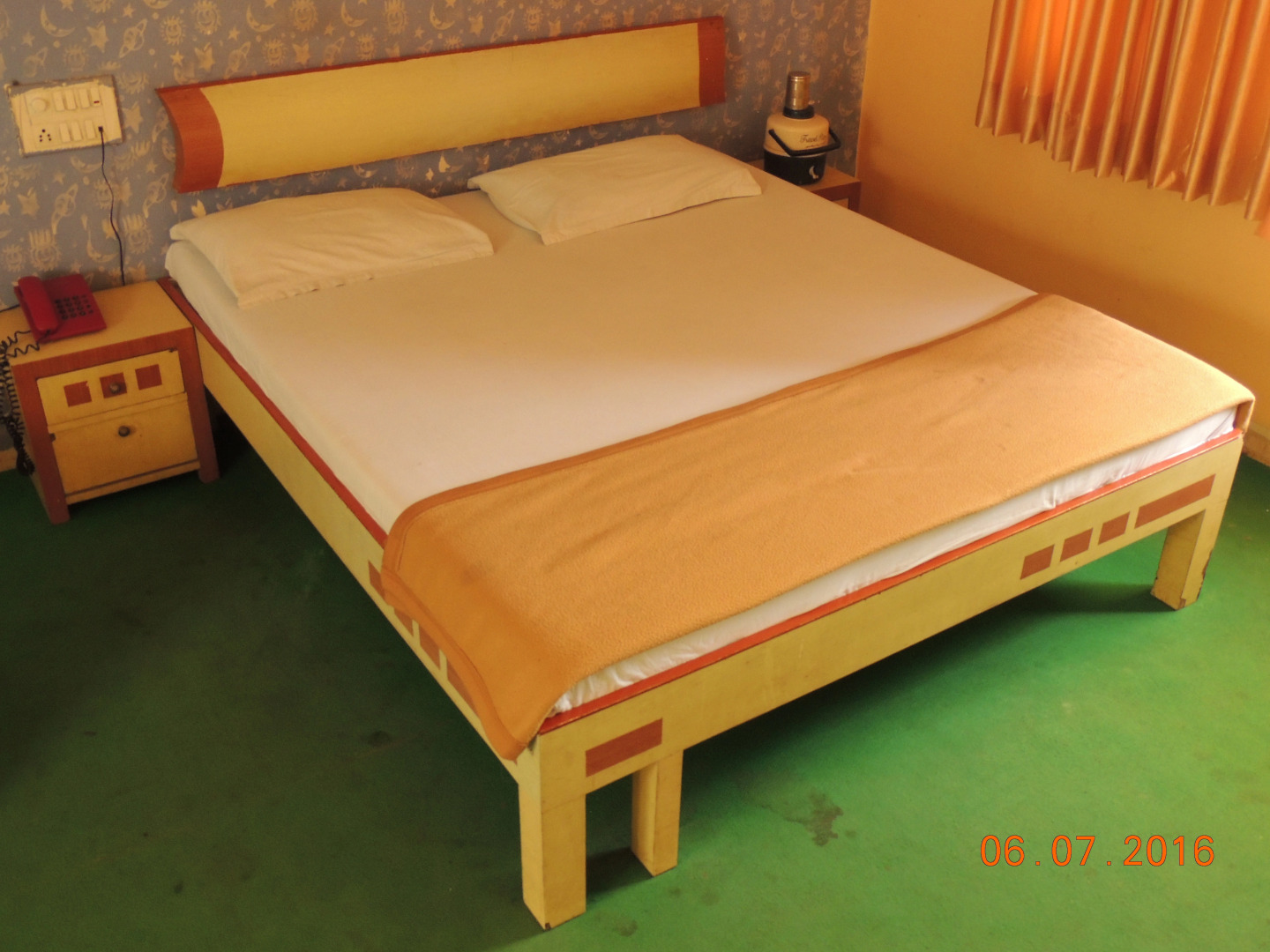 Отель Green Park by Sky Stays