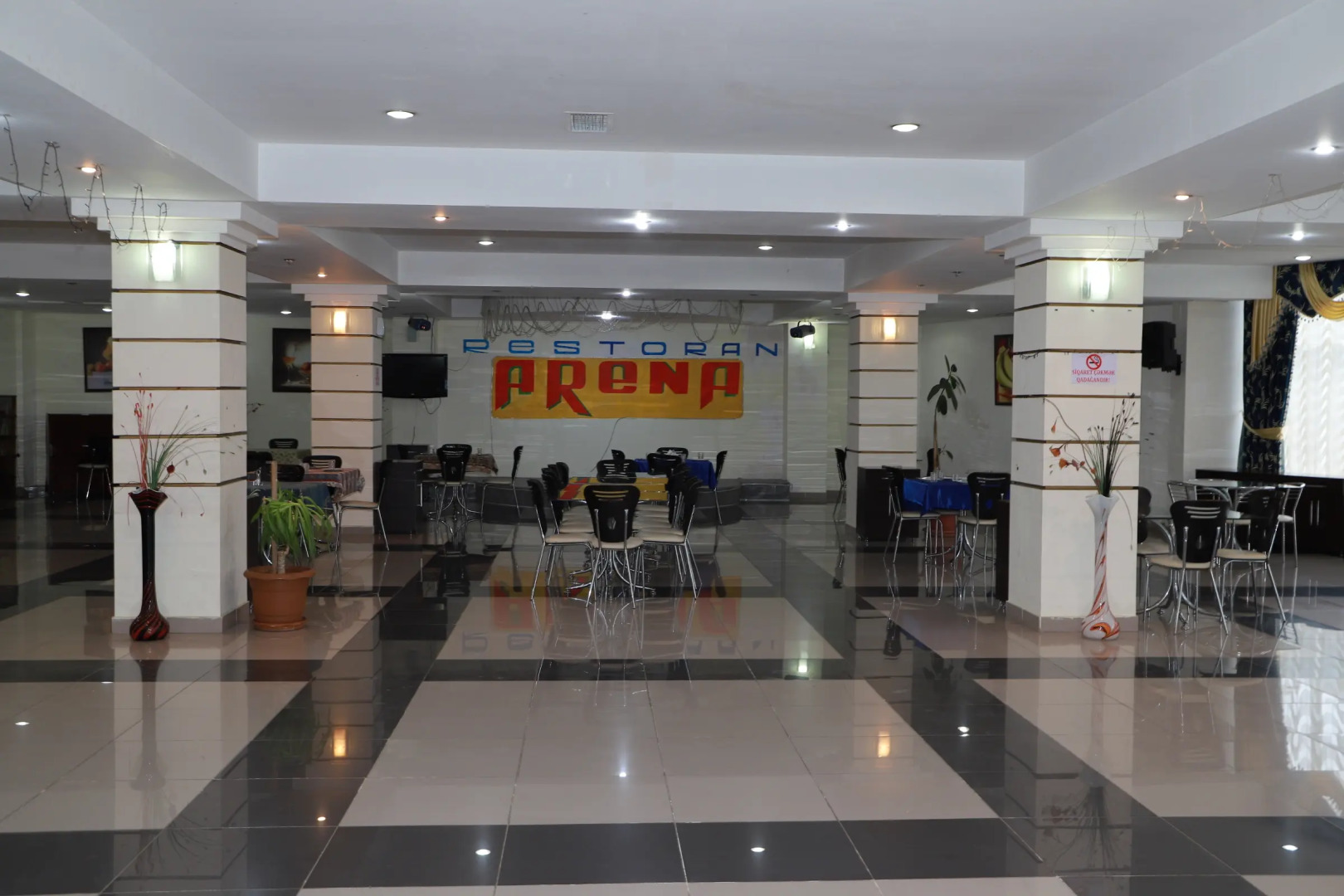 Отель Arena Gusar