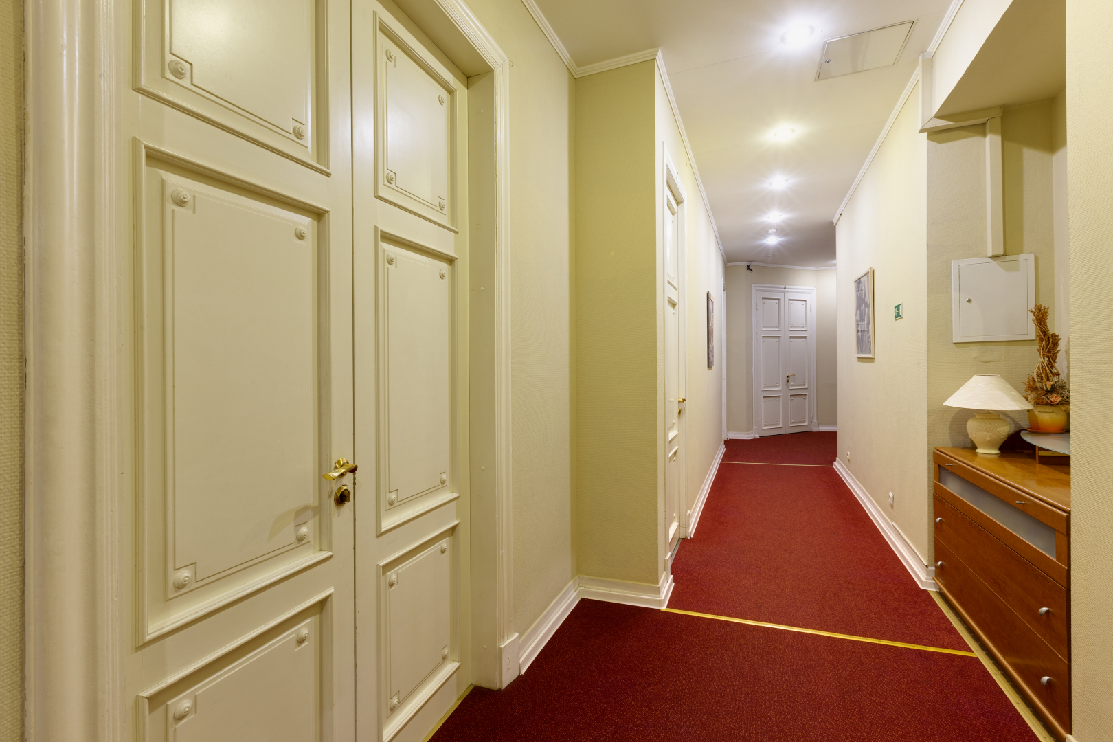 Меблированные комнаты  Соната у Эрмитажа