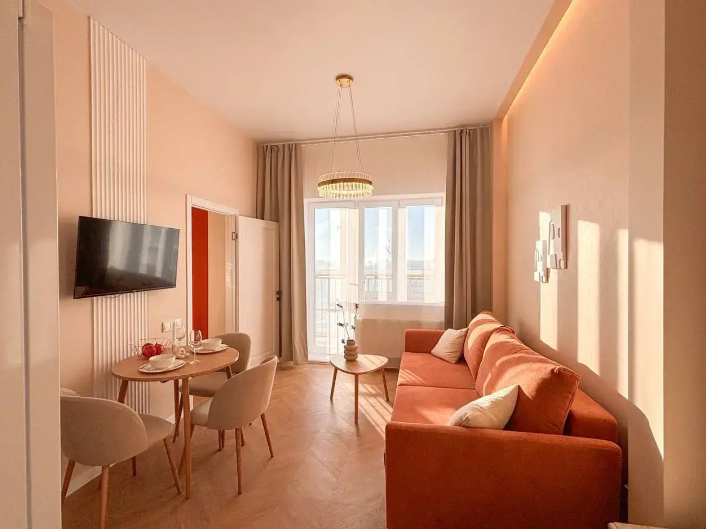 Квартира видовые апартаменты возле РМК Арены