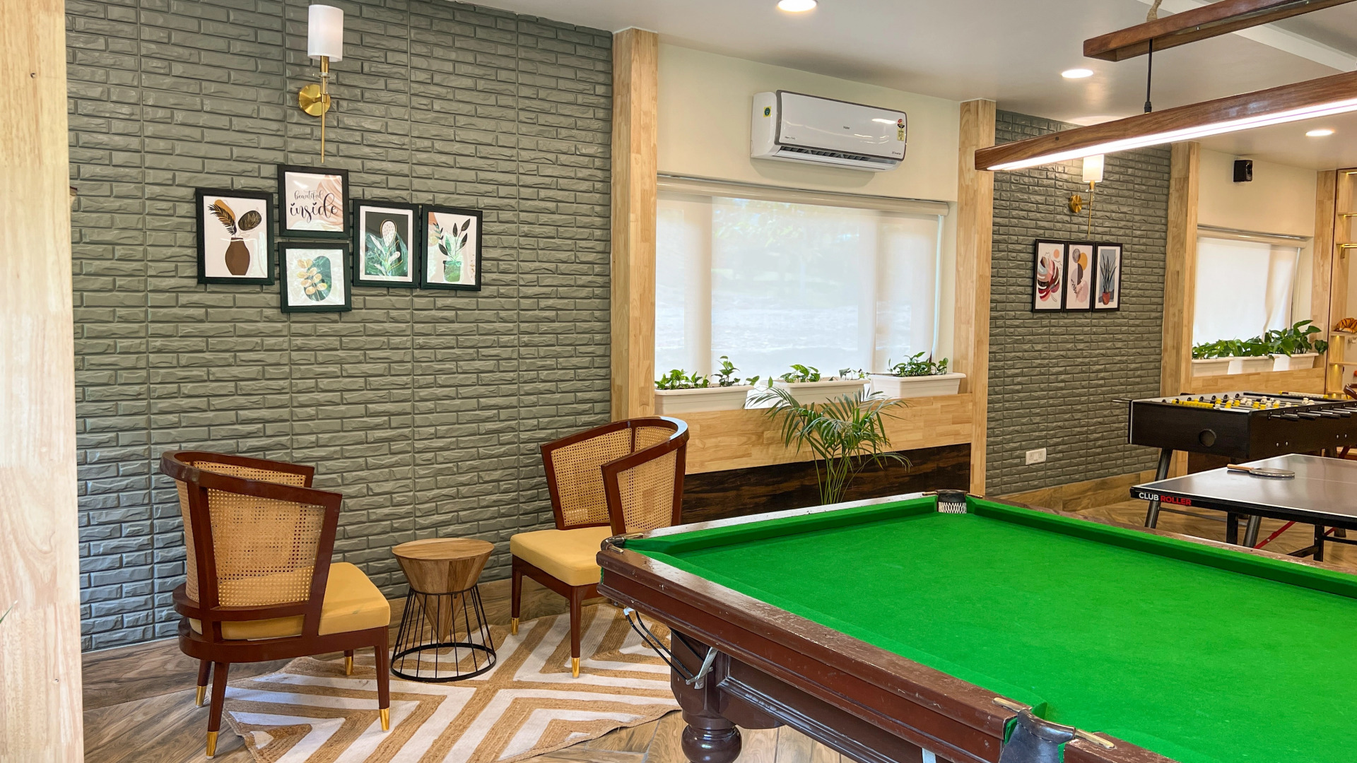 Отель The Solluna