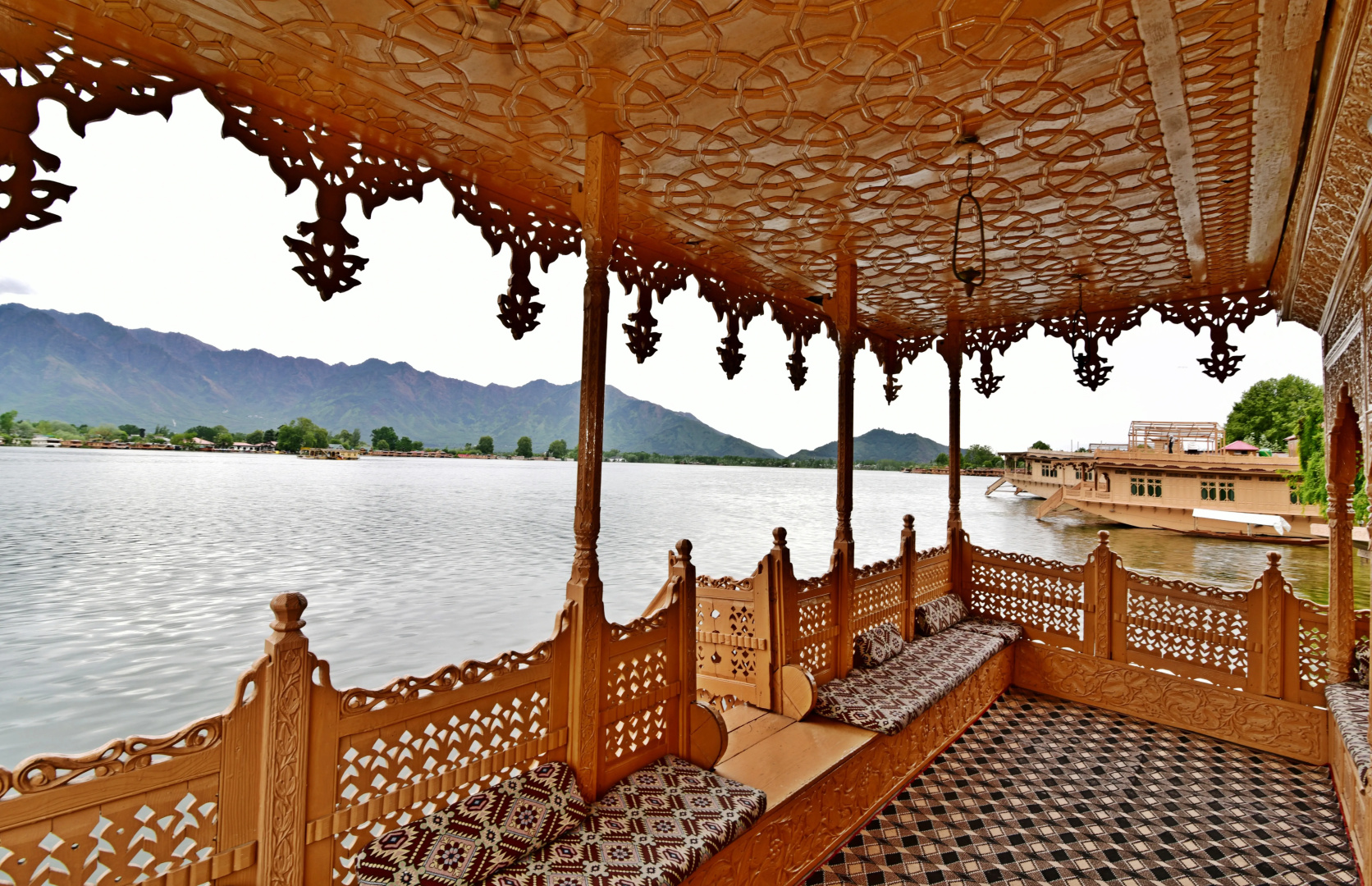 Отель Wangnoo Worth Houseboats