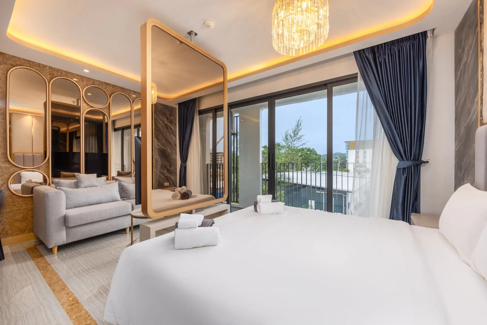 Апарт-отель Bellevue Lagoon Premium by TropicLook