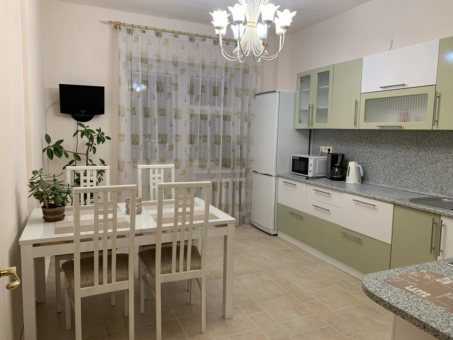 Апартаменты Генерала Лизюкова 61В