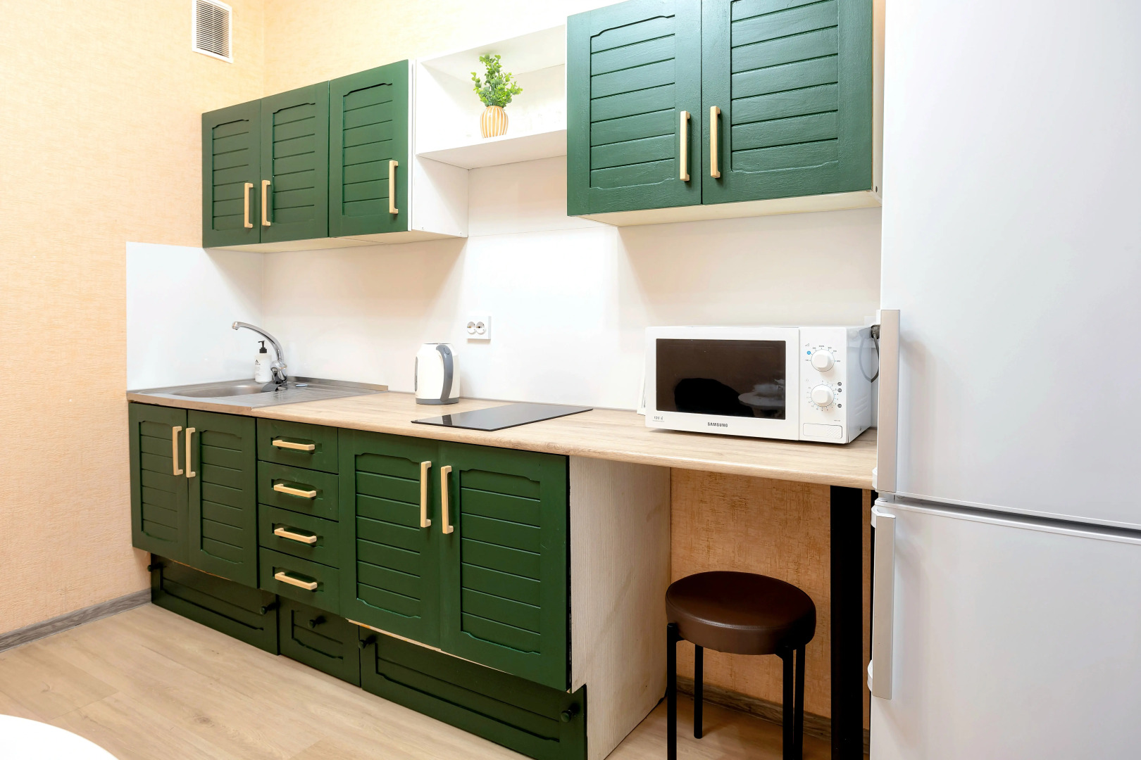 Квартира Неотель рядом с ВГТУ, Цирком, Воронеж-сити