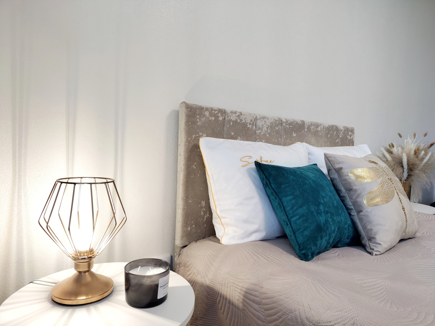 Квартира с Видом на Реку