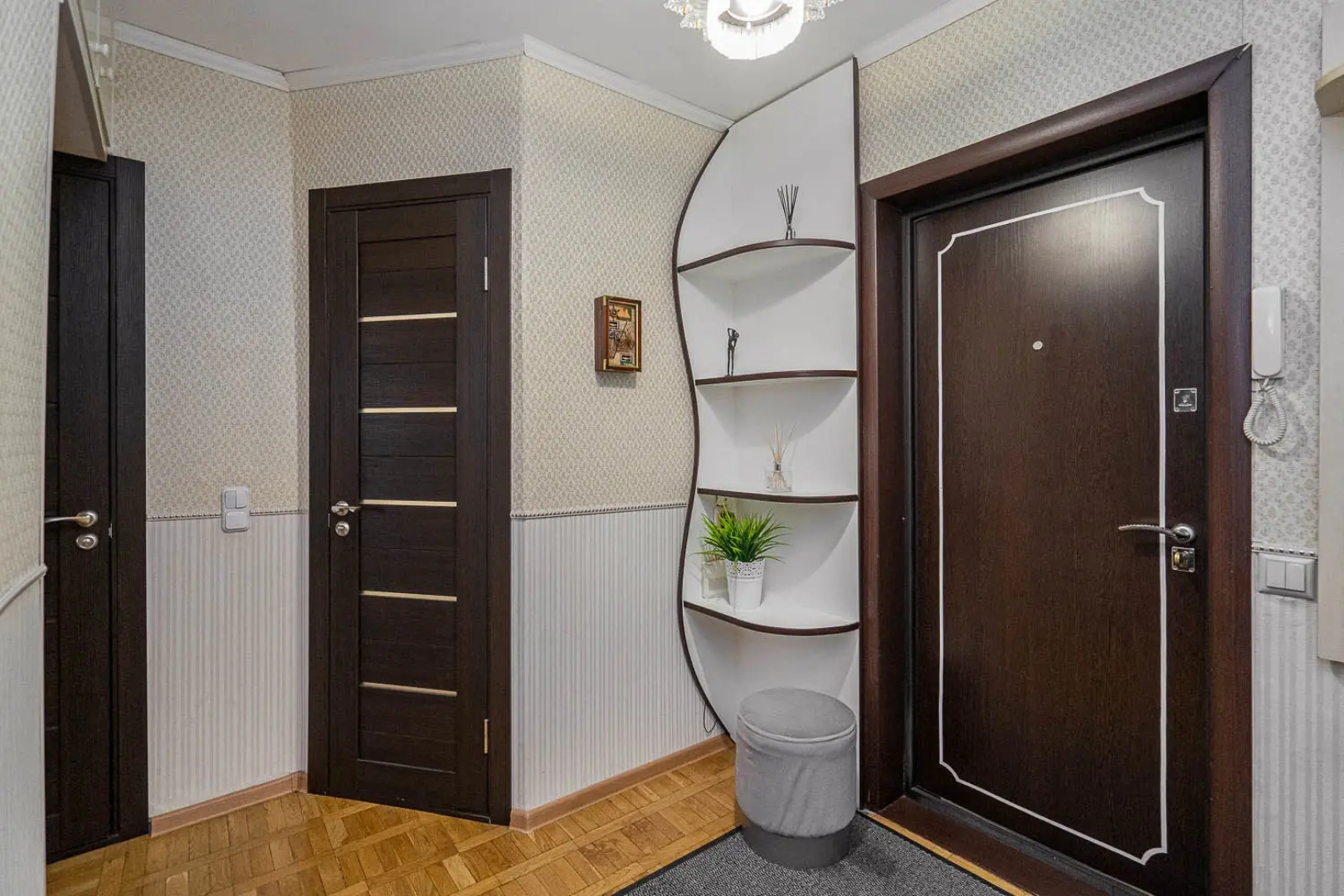 Квартира Апартаменты Ladgorna на Мележа 4