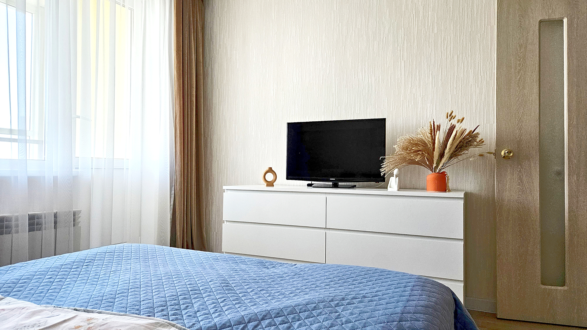 Квартира Трехкомнатная у Парка с Озером