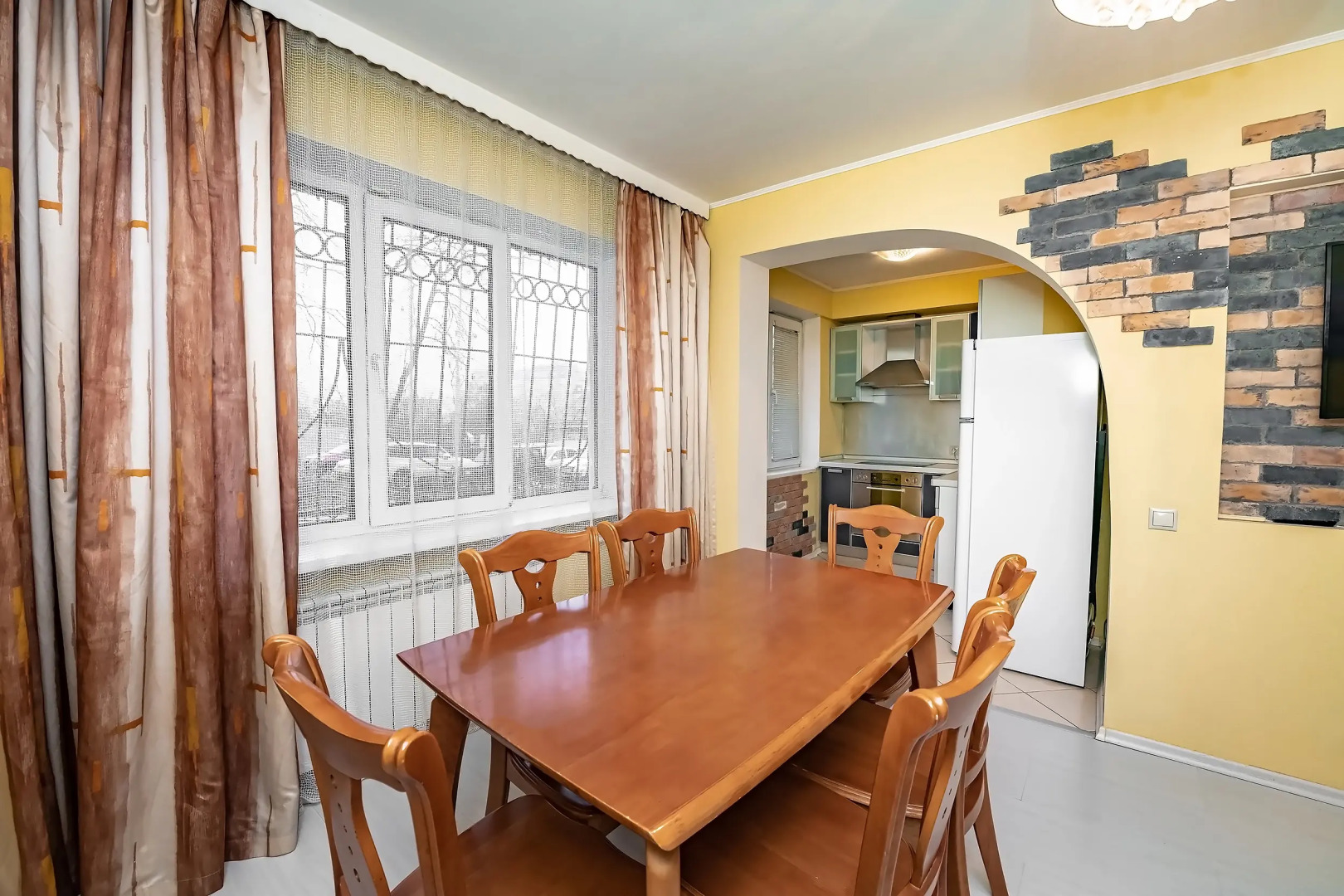 Апартаменты на Острякова 3