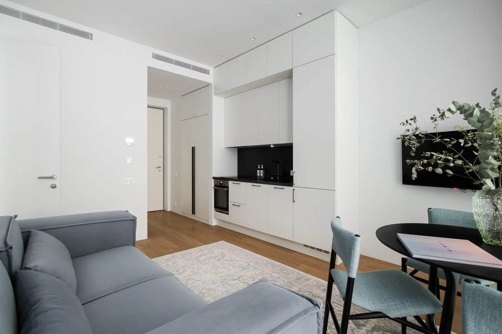 Апартаменты Comfort Life на Славянской площади