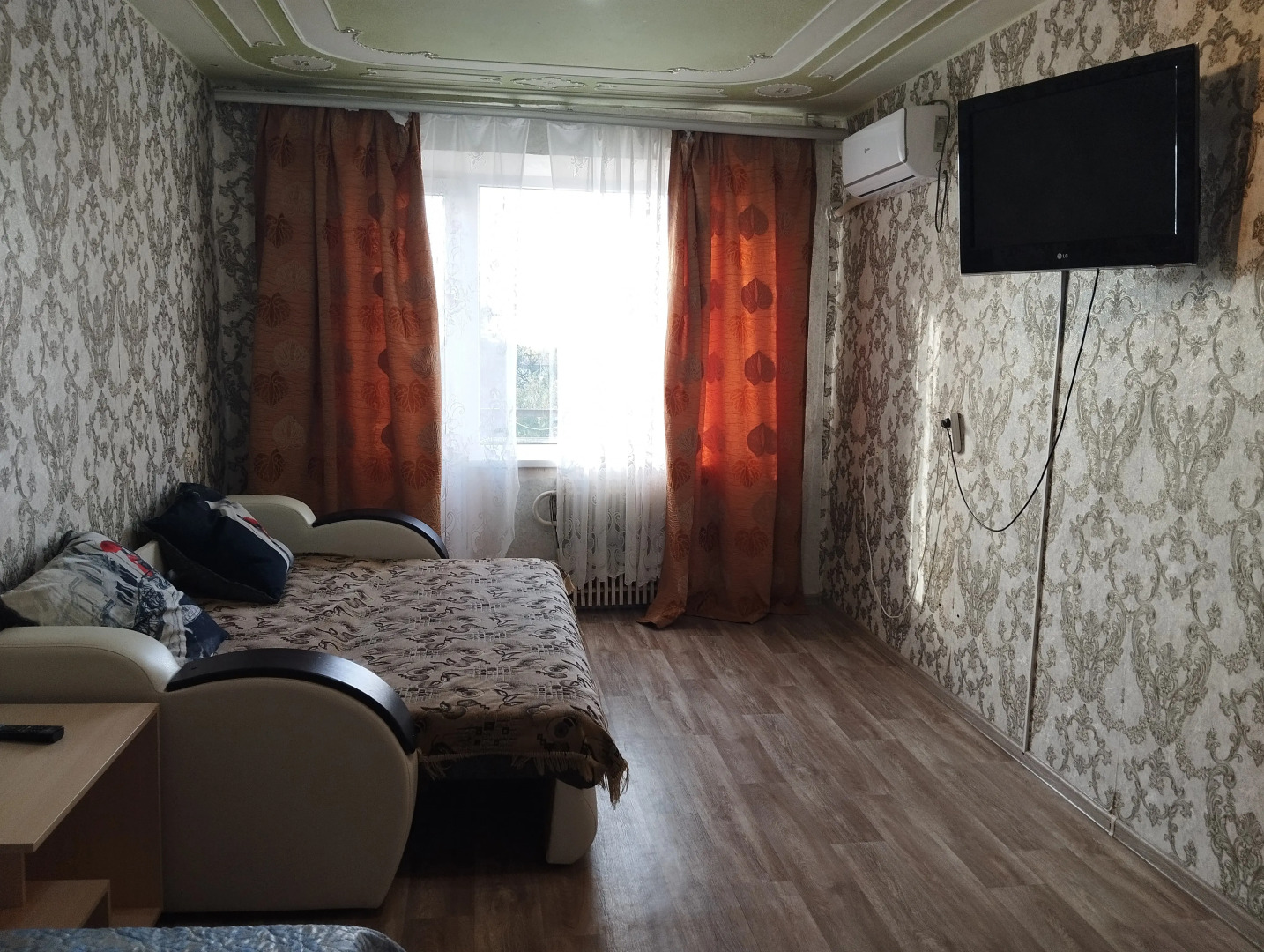 Апартаменты на Комсомольской 57