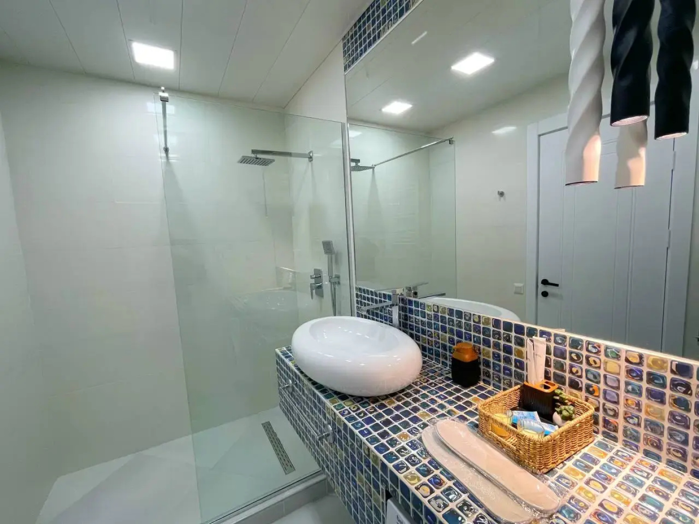 Апартаменты City Heart Luxury Apartment