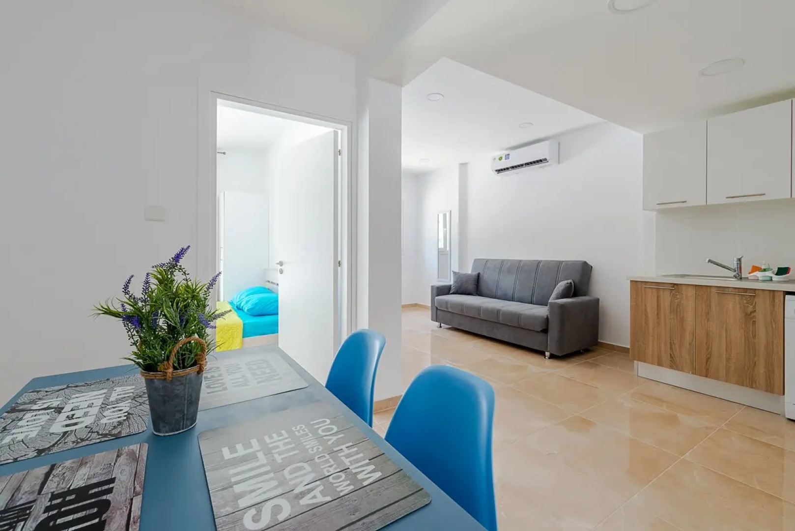 Апартаменты Color Cyprus Amozoniu