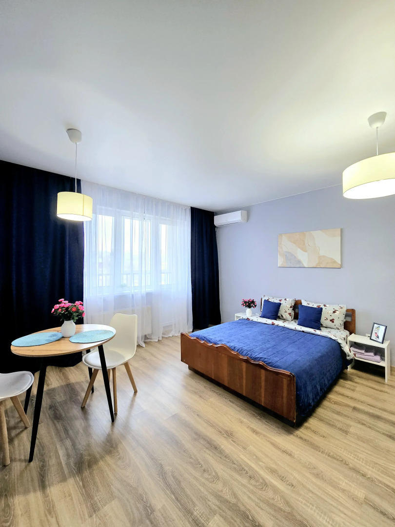 Квартира Айская 39