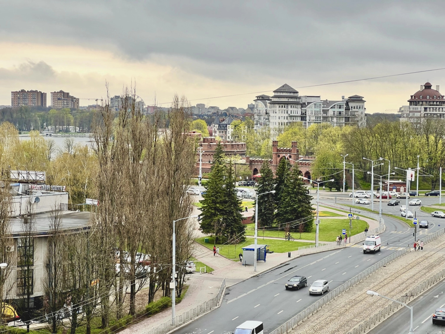 Квартира Центр, Верхнее озеро у Музея Янтаря