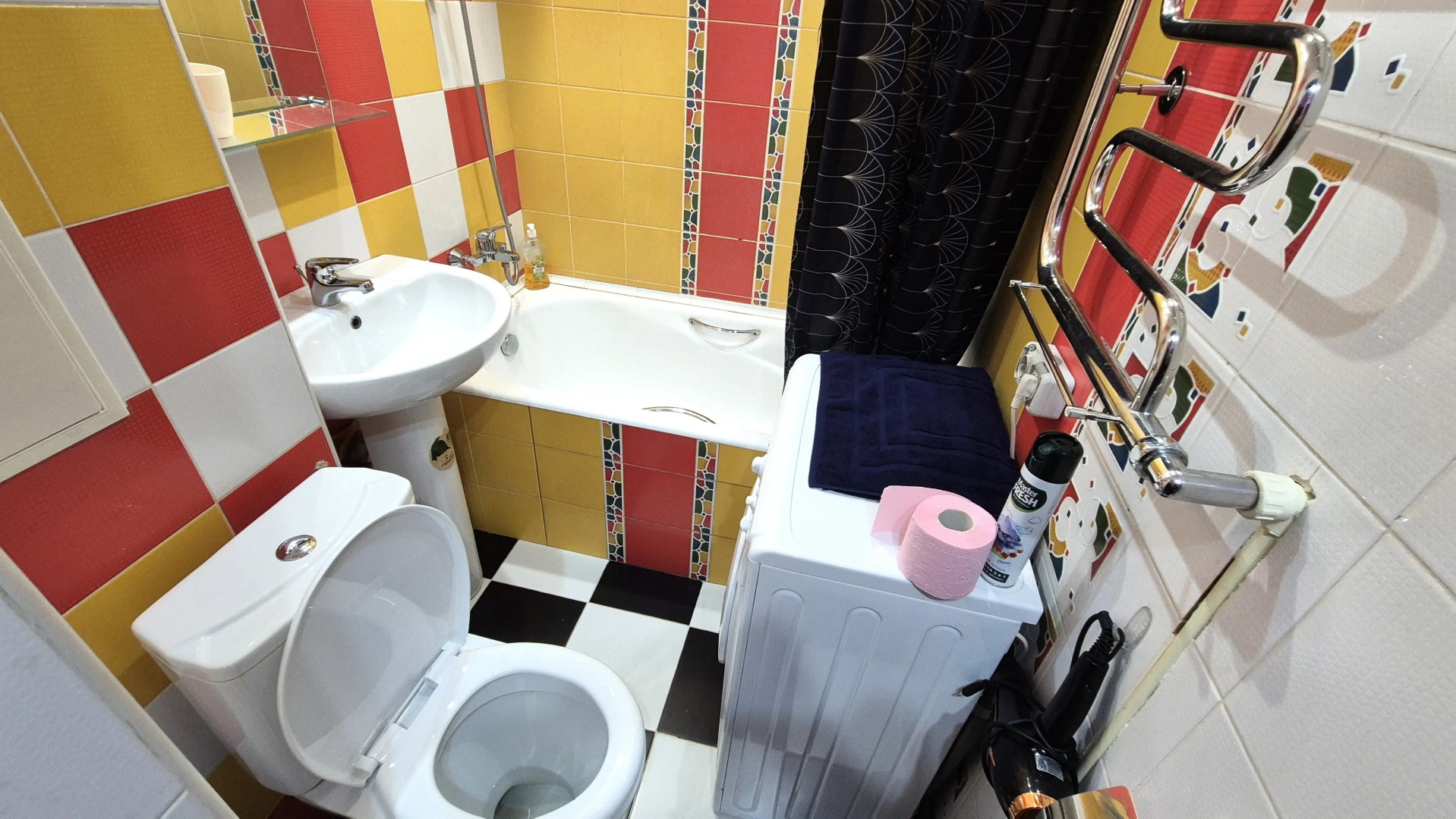 Квартира 2х Комн в Центре на Дзержинского