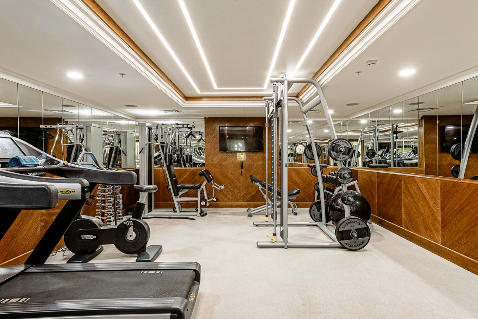 Отель Tsar Palace Luxury Hotel & SPA