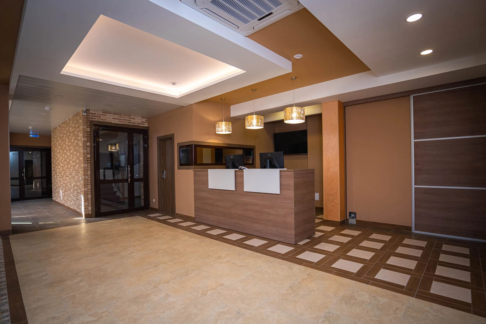 Отель История