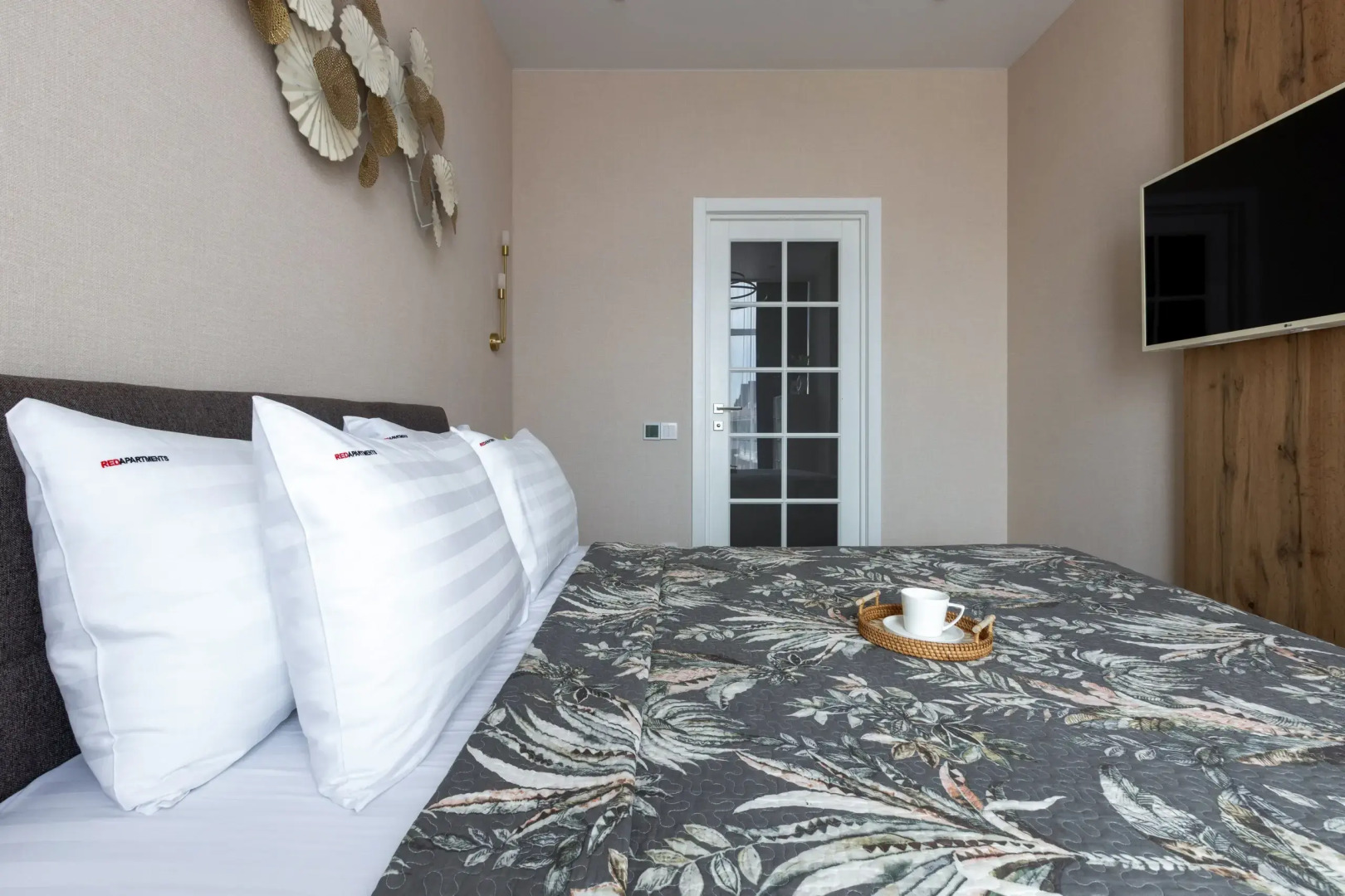 Апартаменты Red Apartments Монте-Кристо Калифорния