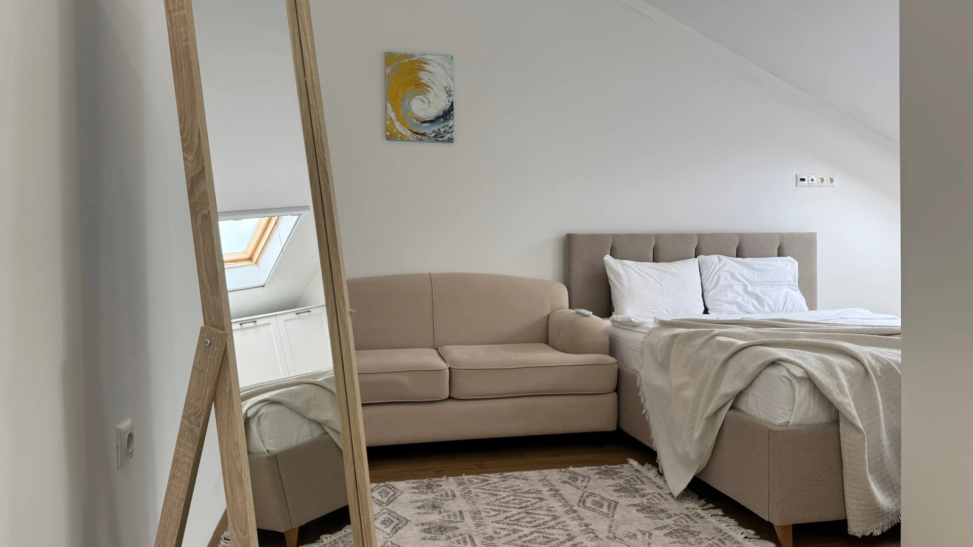 Квартиры с балконами и видом на горы на Мелетяна 5а 2