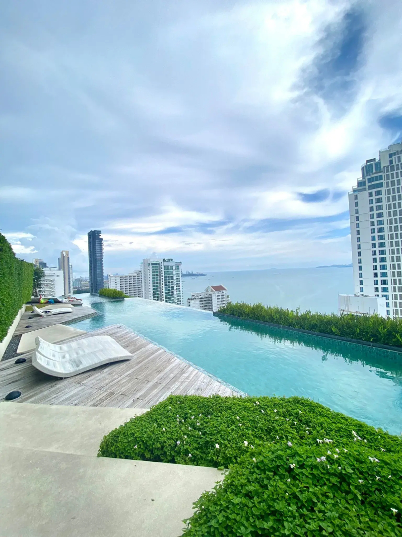 Апартаменты Baan Plai Haad Wongamat