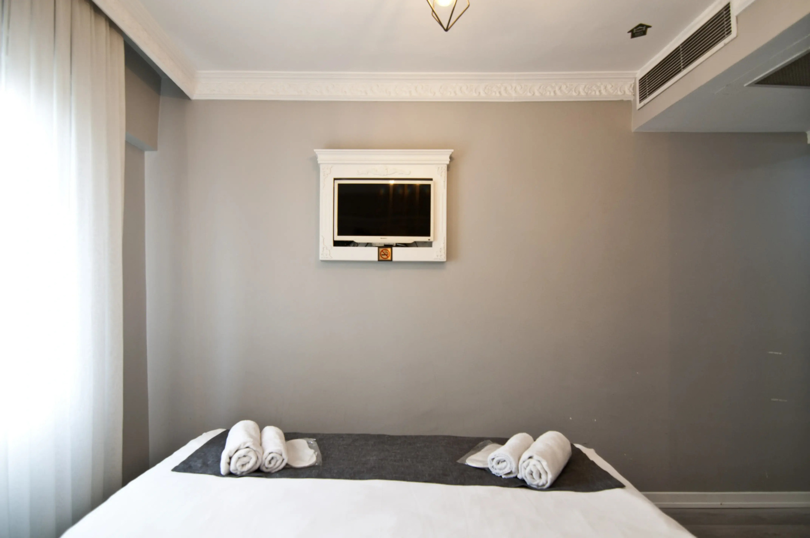 Nova City Hotel