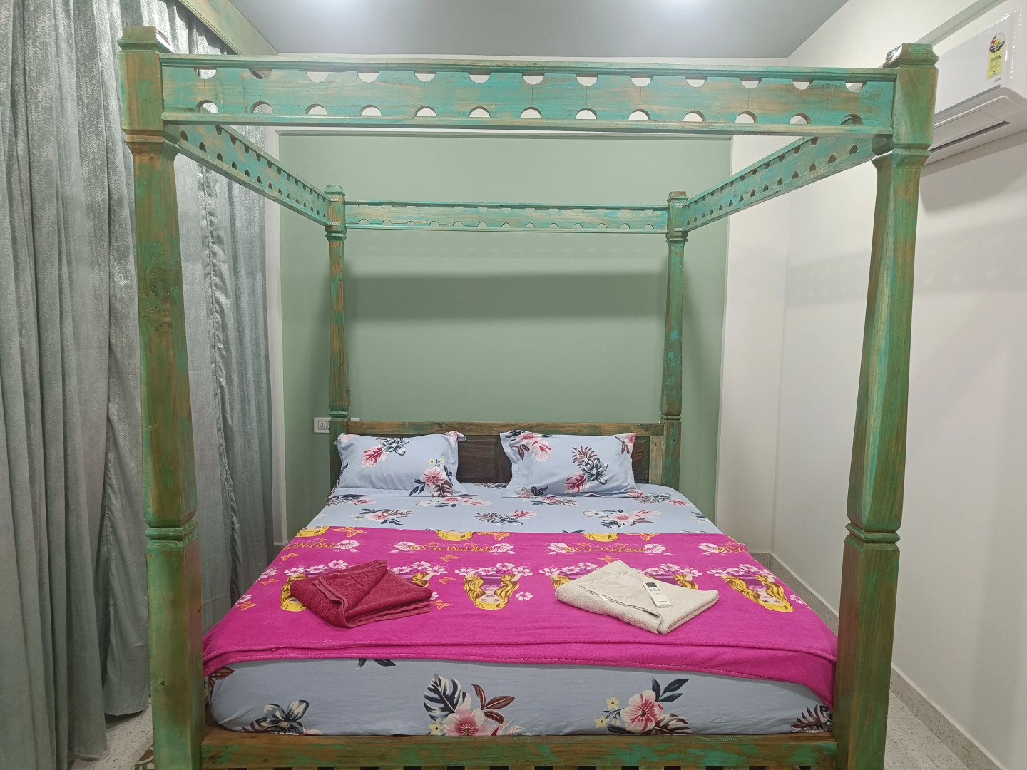 Апарт-отель Lavish Exotic