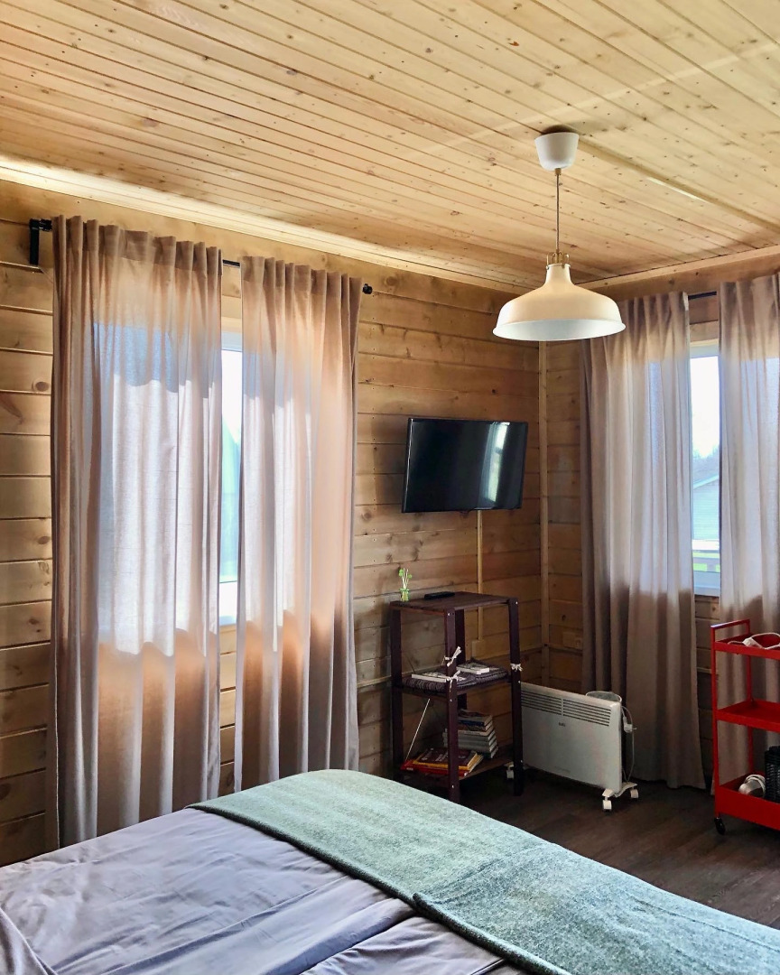 Частный дом Дом-студия на берегу озера