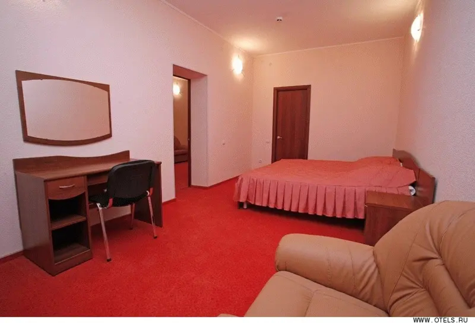 Отель Ливадия