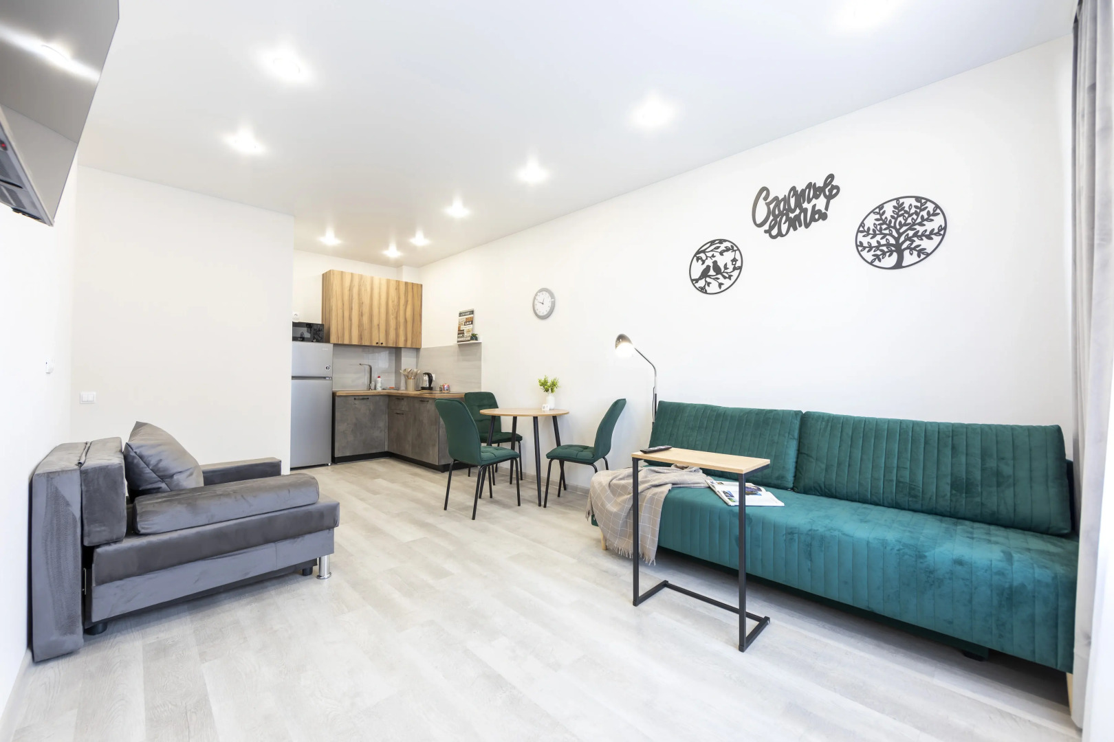 Апартаменты ВыДома в Квартале Дивном у Озера