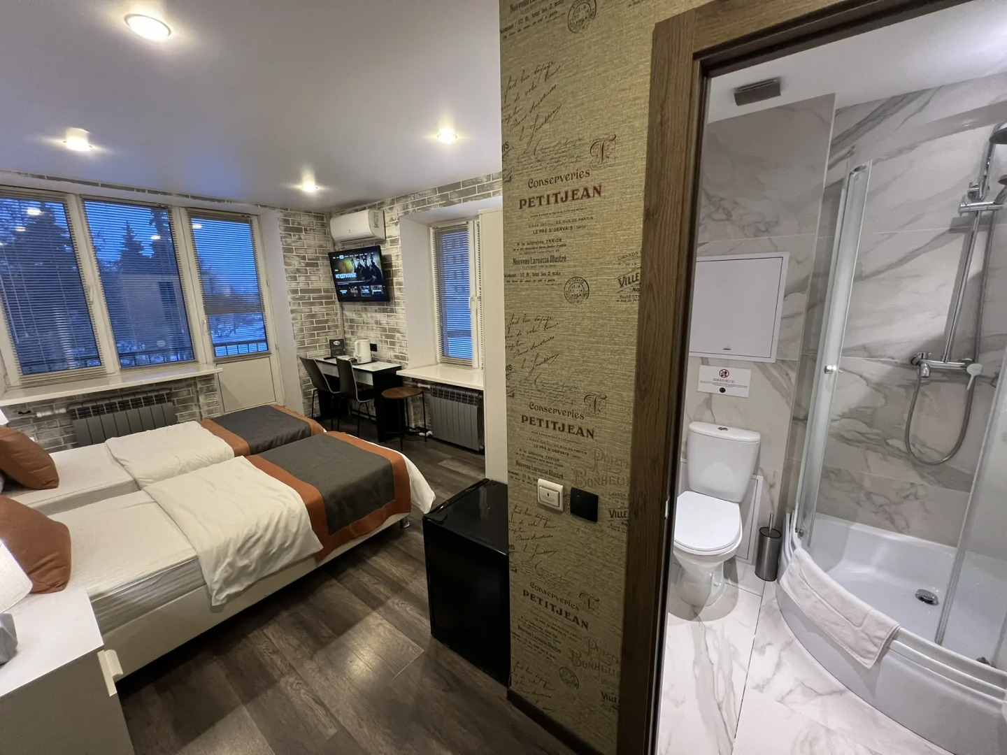 Мини-отель Городской отель Apartments 4