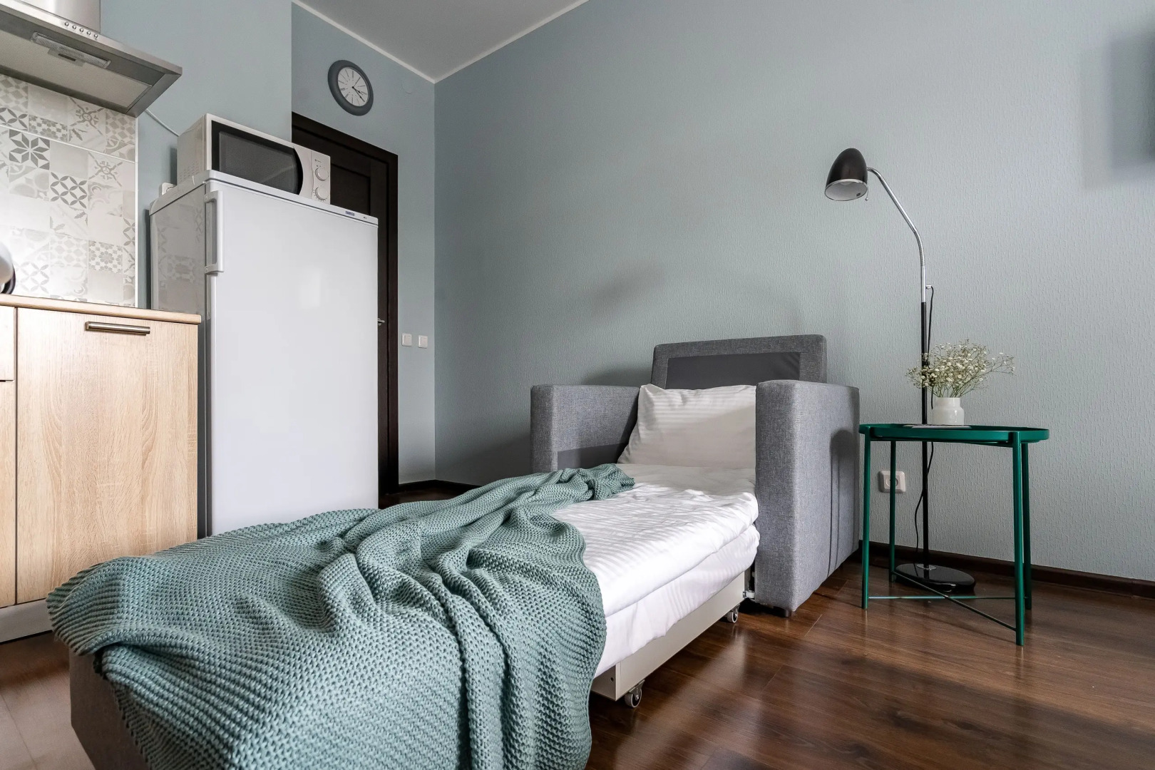 Апартаменты Emerald  Lesnaya Station