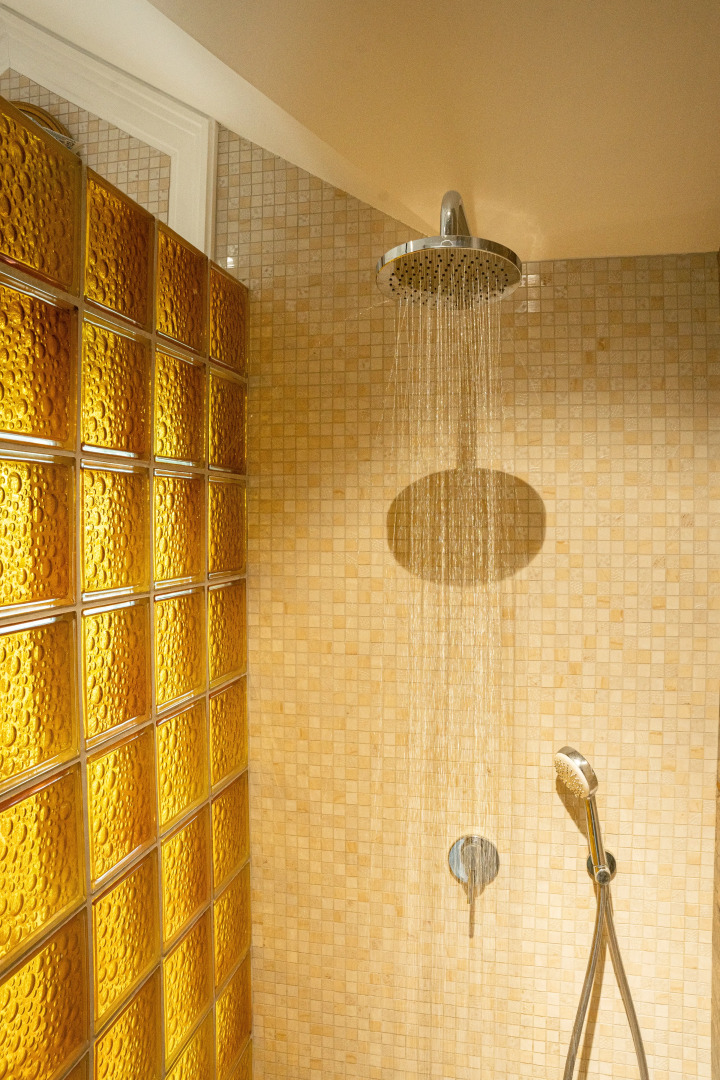 Апартаменты 3-х комнатные дизайн 70м2 в частном доме с бассейном и спа -комплексом