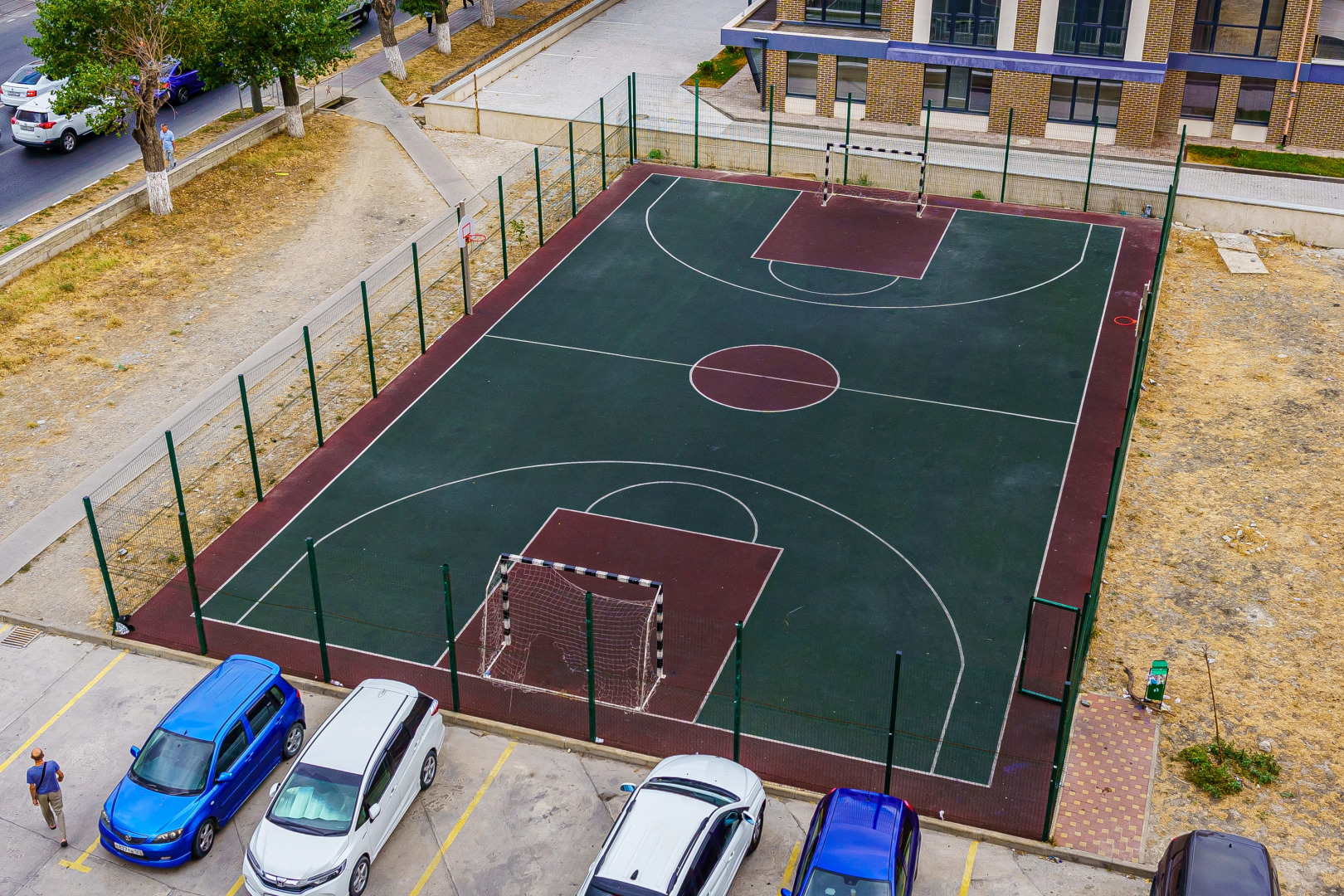 Апартаменты двух-комнатные в центральном районе Новороссийска от LetoApart