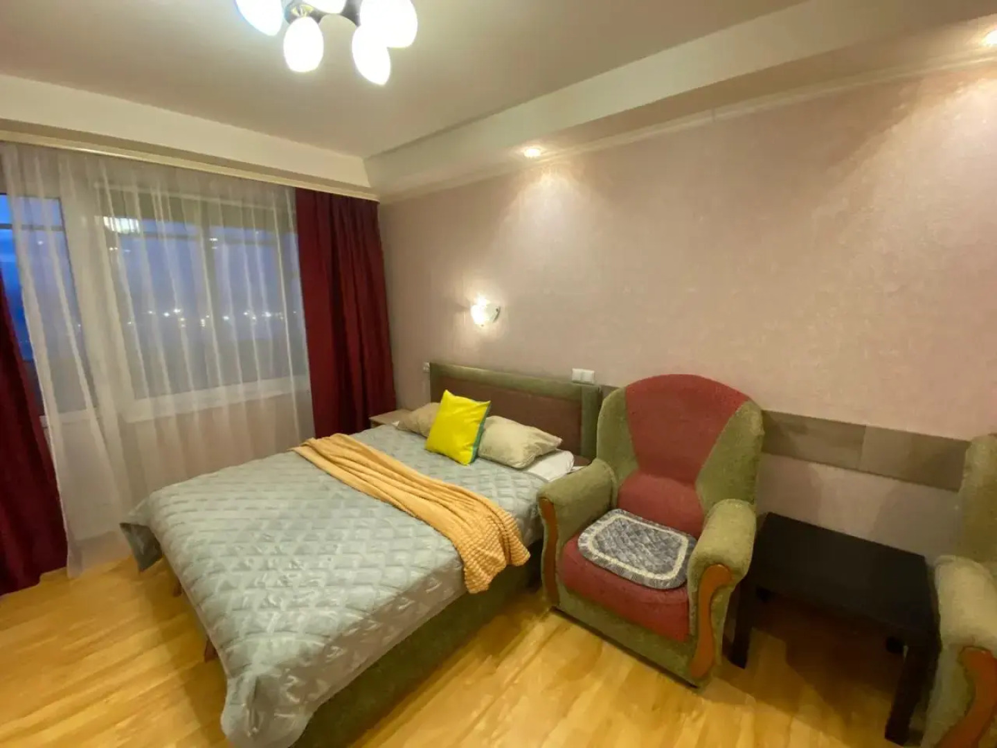 Апартаменты с 1 комнатой и балконом (КВАРТИРА51)