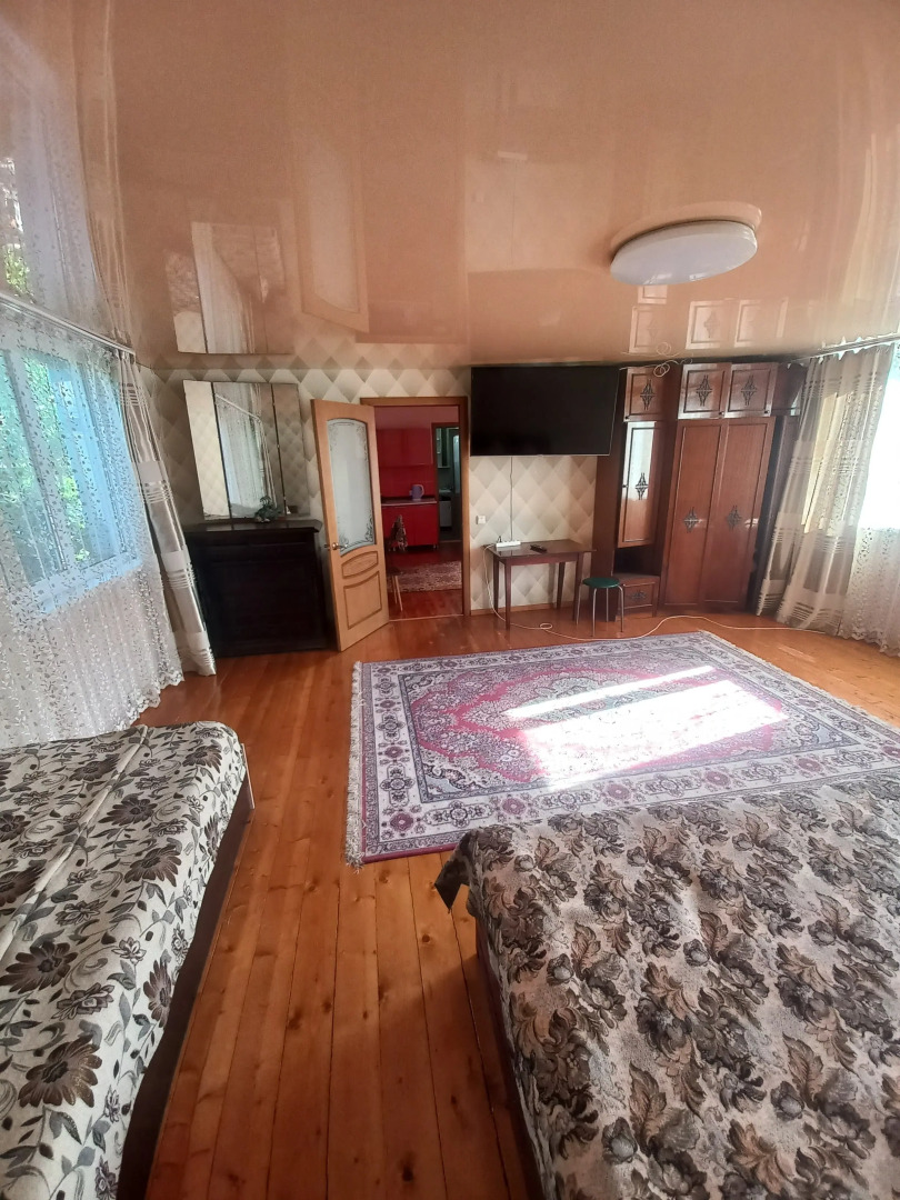 Квартира 100 м. от Ханского Дворца