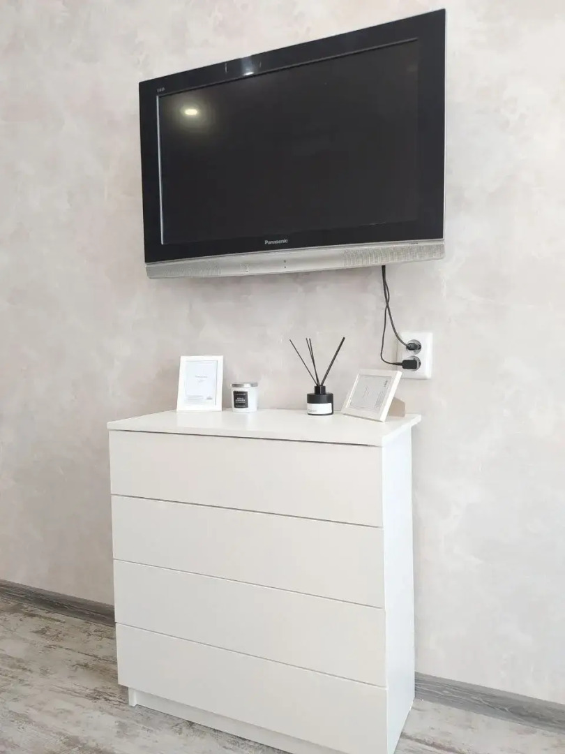 Квартира Просторная однокомнатная на ул. Ньютона