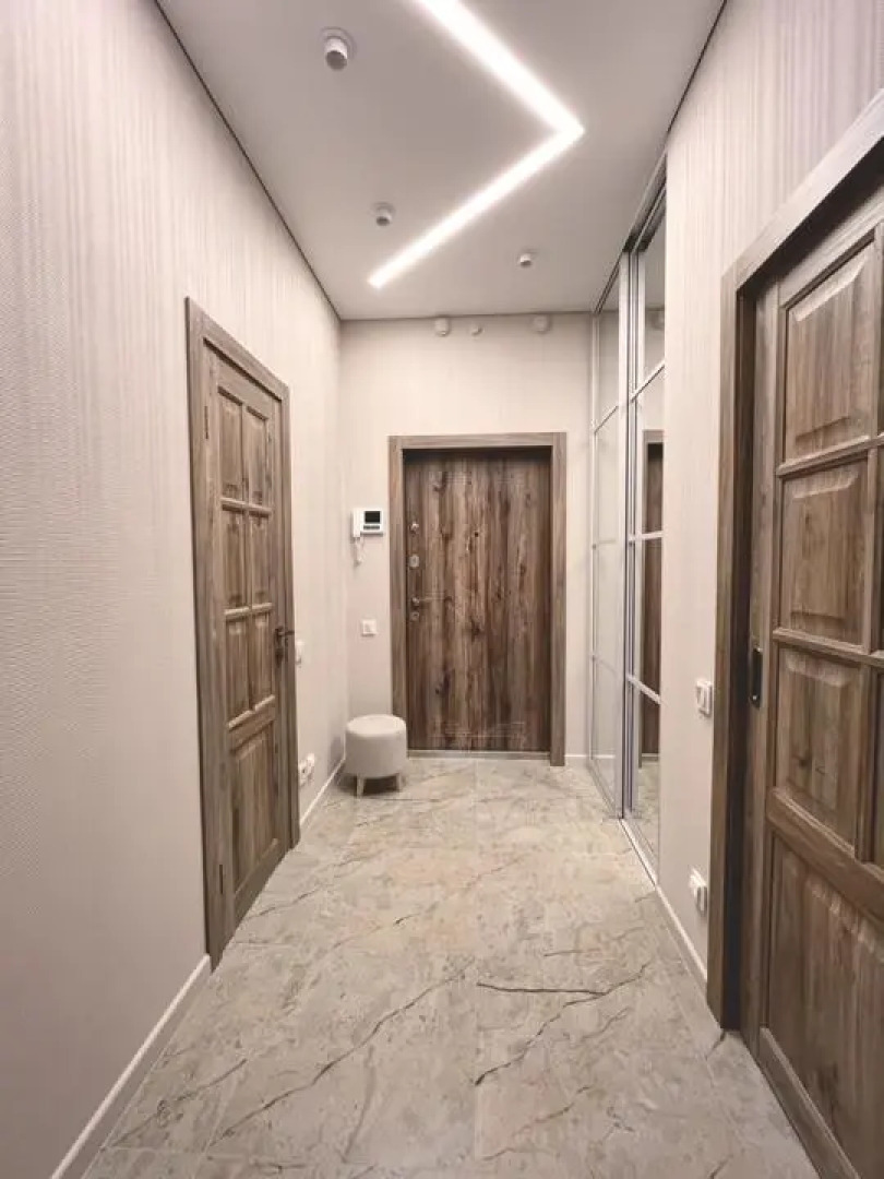 Квартира Типанова 23