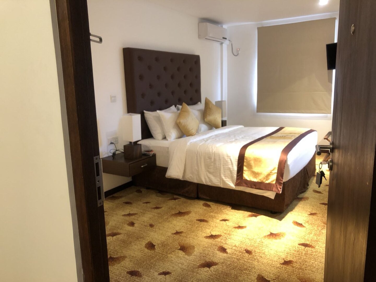 Отель City Colombo 02