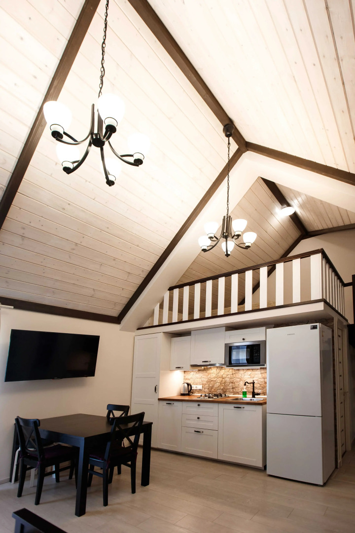 Апартаменты двухуровневые с балконом