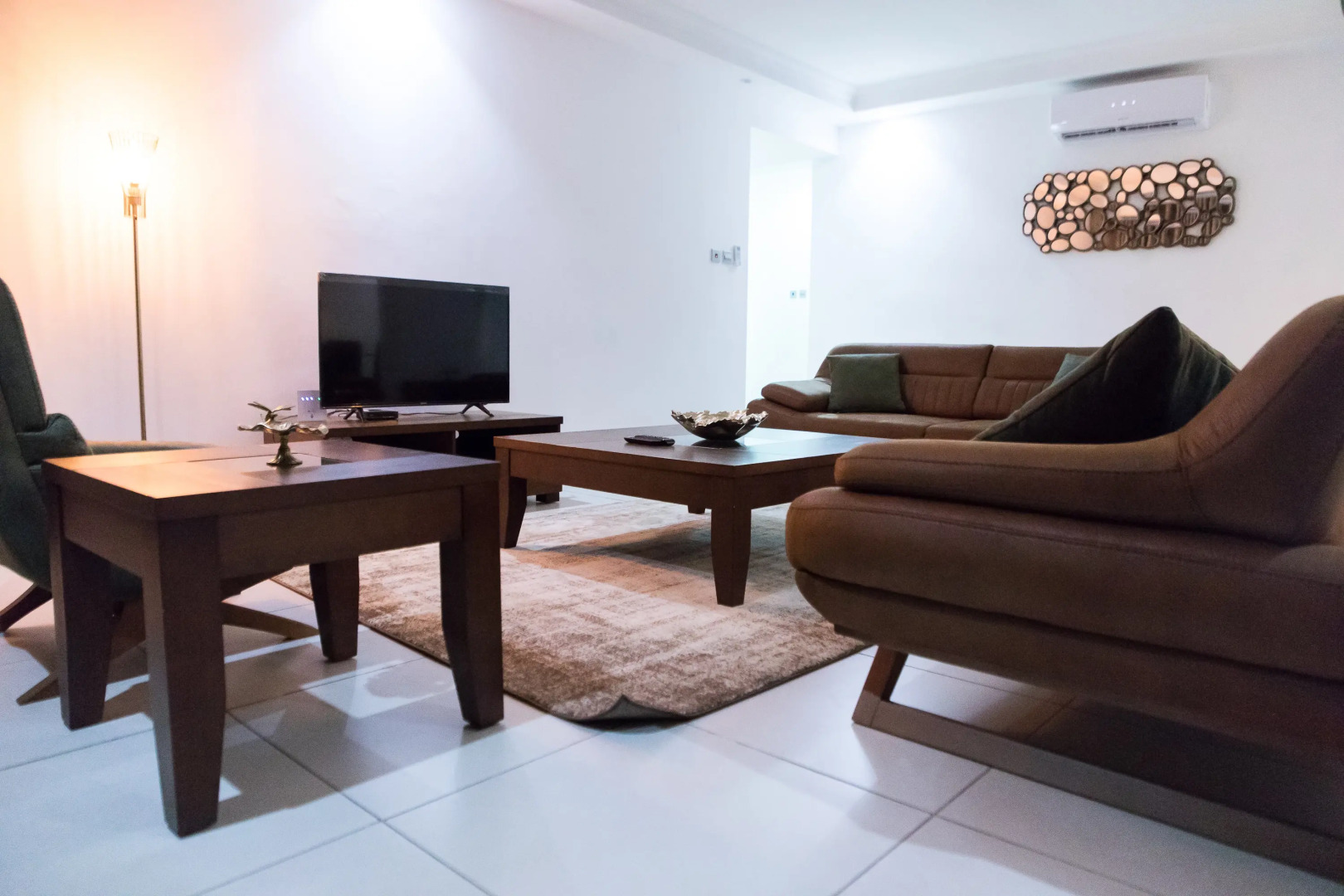 Апартаменты 90 Independence Avenue