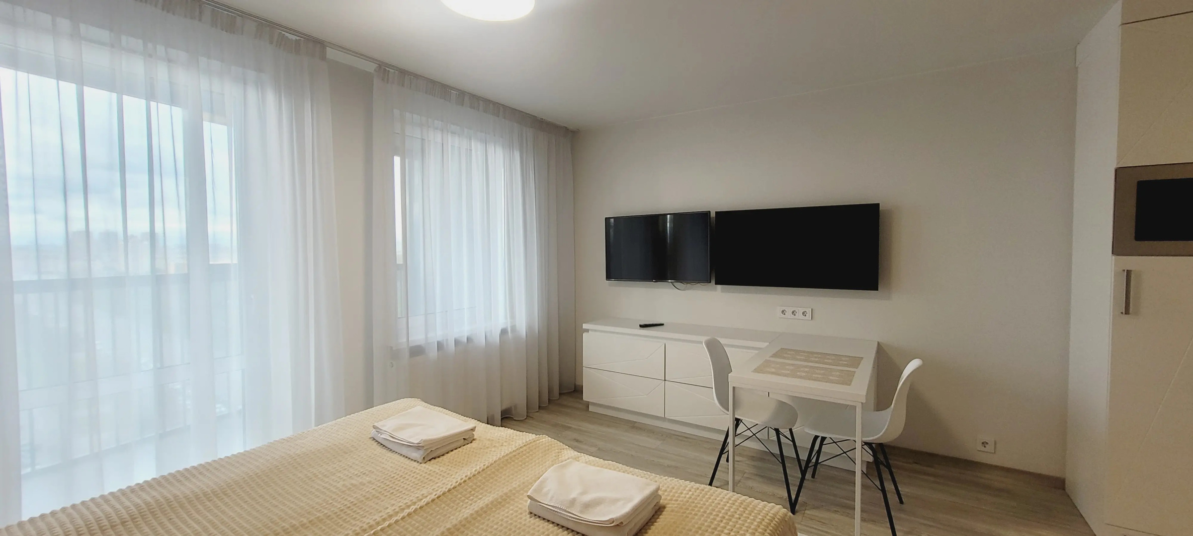 Апартаменты с Лучшим Видом и Лоджией Метро Бухарестская