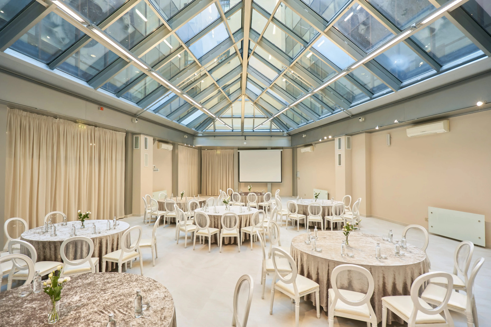 Отель River Palace