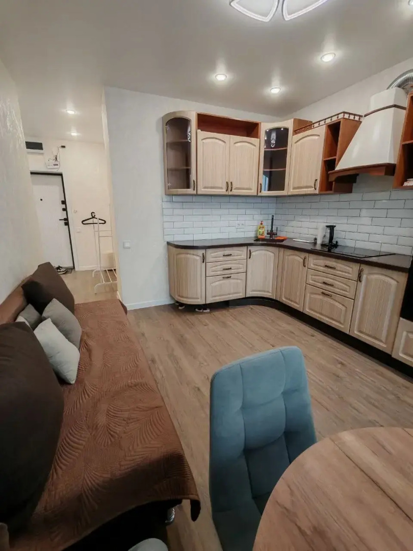 Апартаменты Авион Артхаус