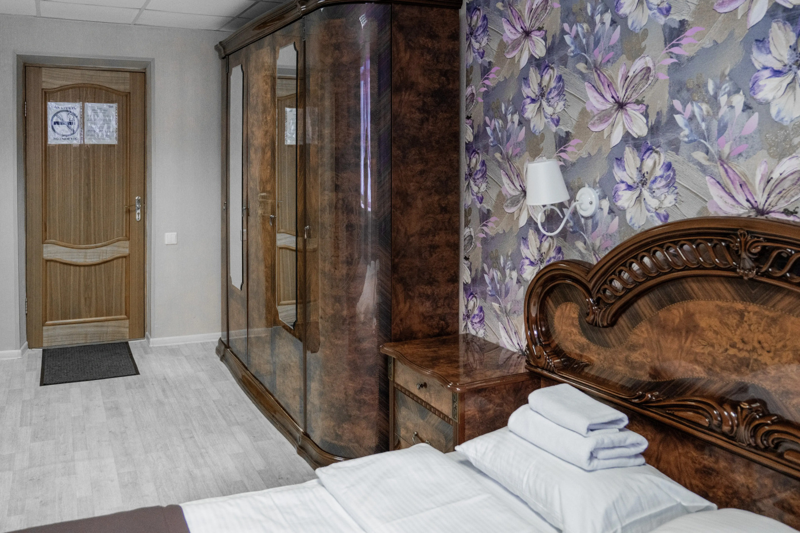 Гостиница Колос