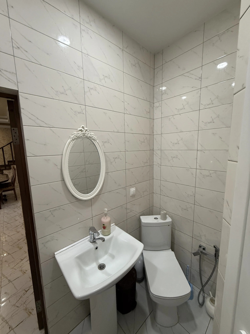 Частный дом с сауной и бассейном в курортной зоне