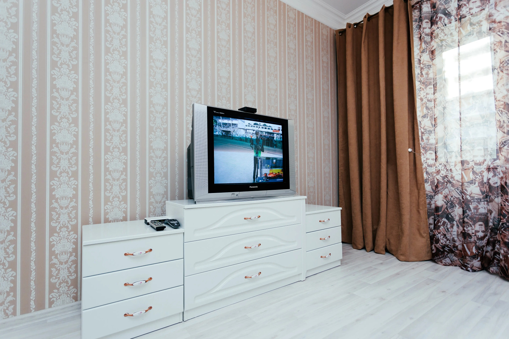 Апартаменты Российская 267