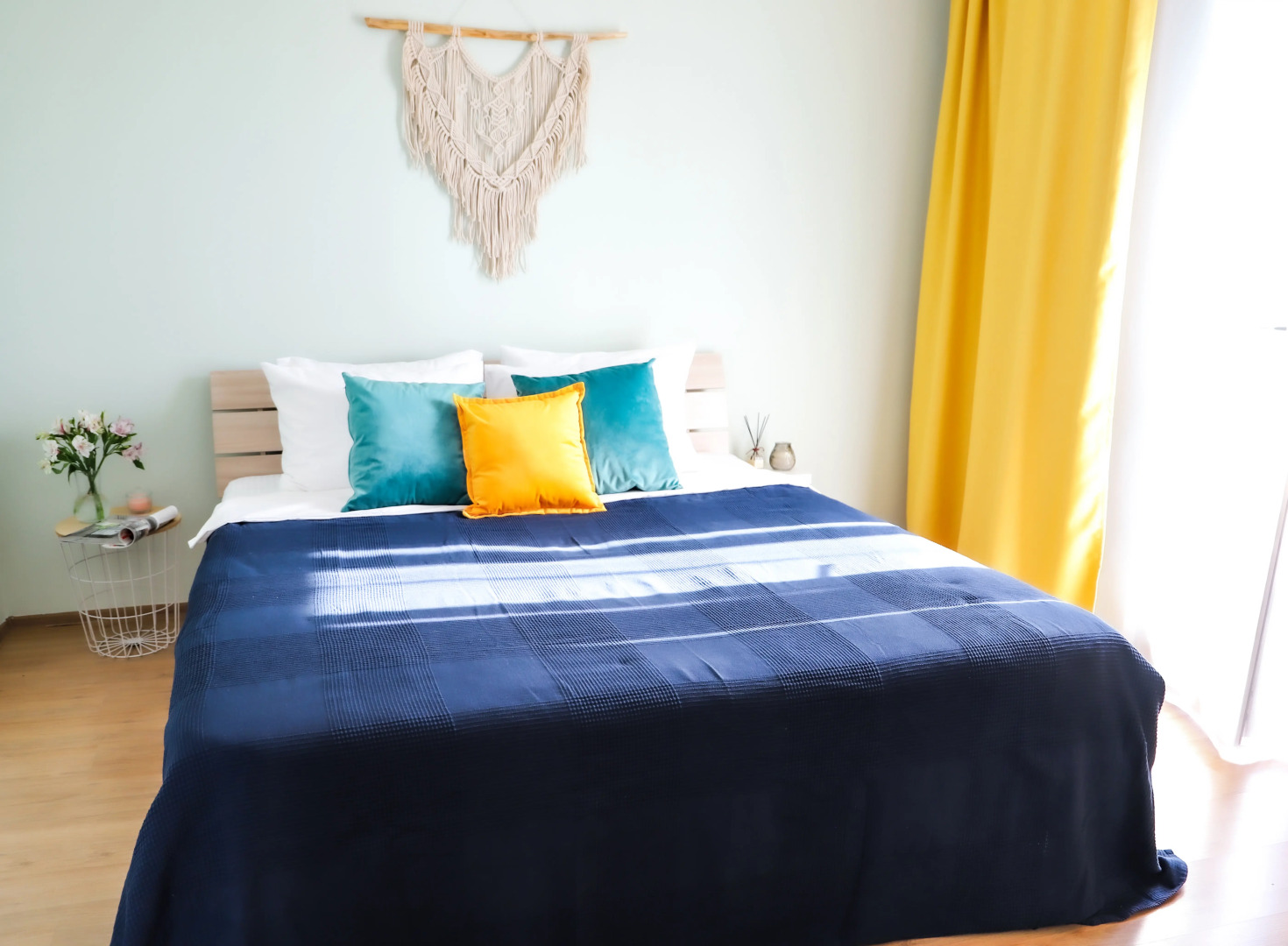 Апартаменты Уютные у Невы