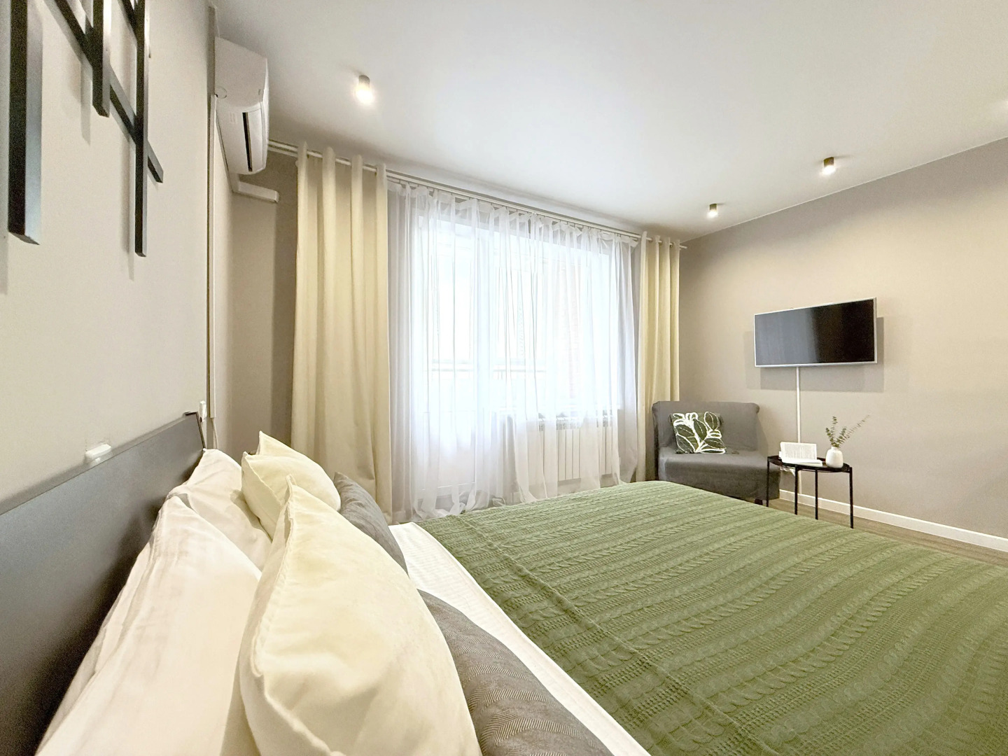 Апартаменты Studio with city view from the 22nd floor