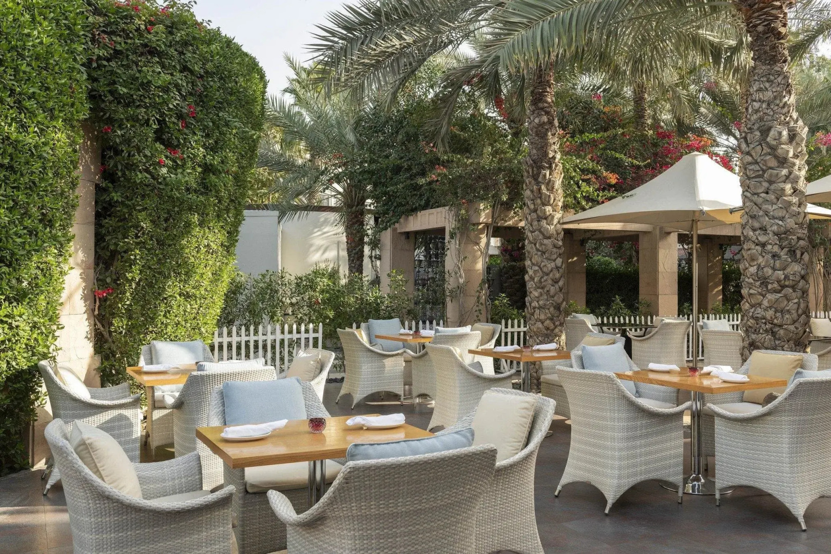 Le Meridien Dubai Hotel & Conference Centre